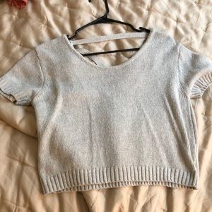 Crop gray sweater
